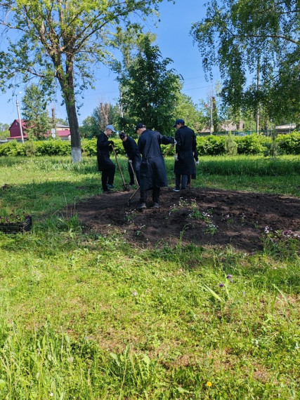 Бригада за работой.